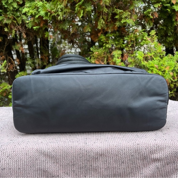 Kipling Linza 15" Laptop Shoulder Bag in Rose Black - Picture 6 of 10